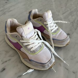 Girls Zara sneakers.